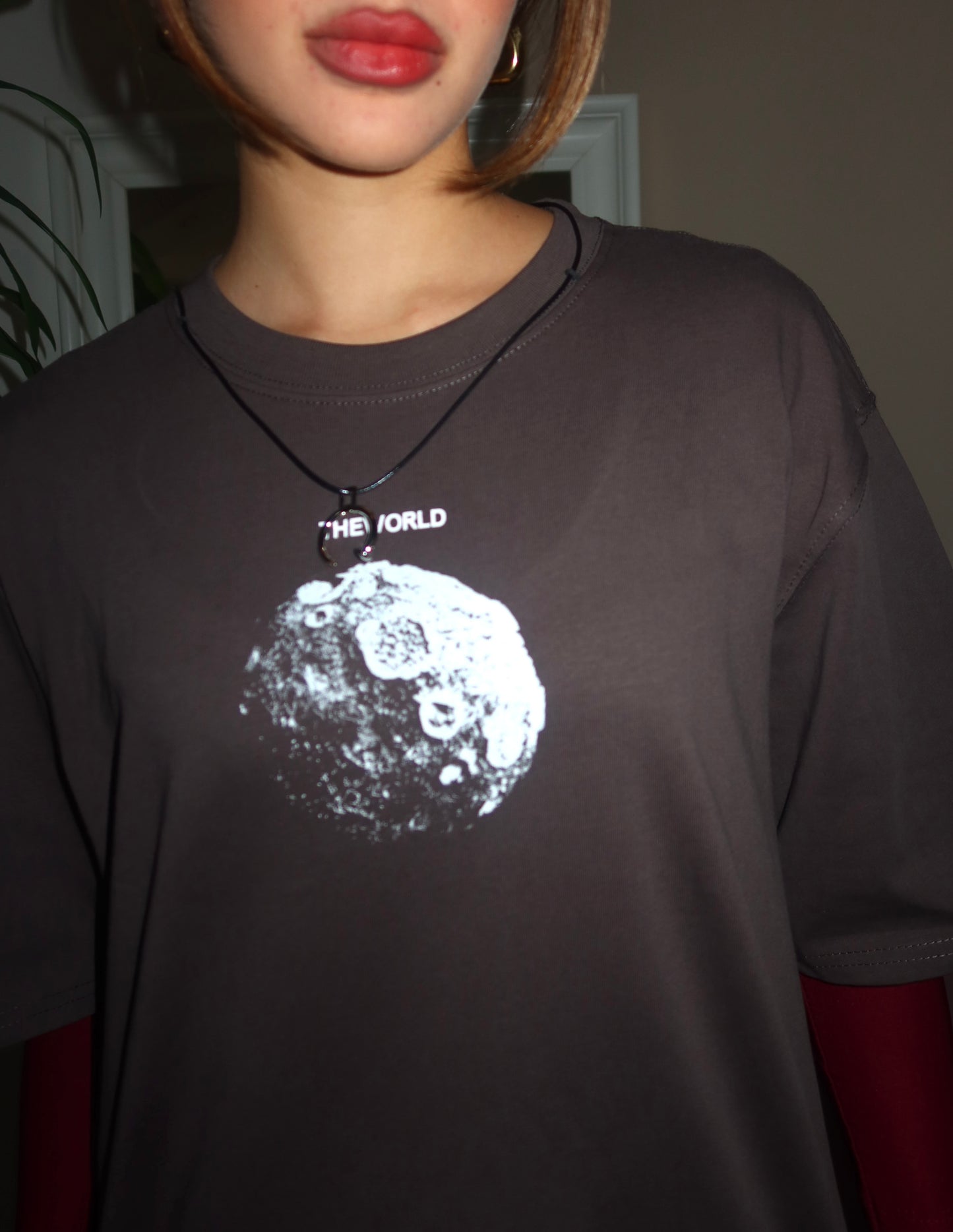 T-shirt World grigio scuro